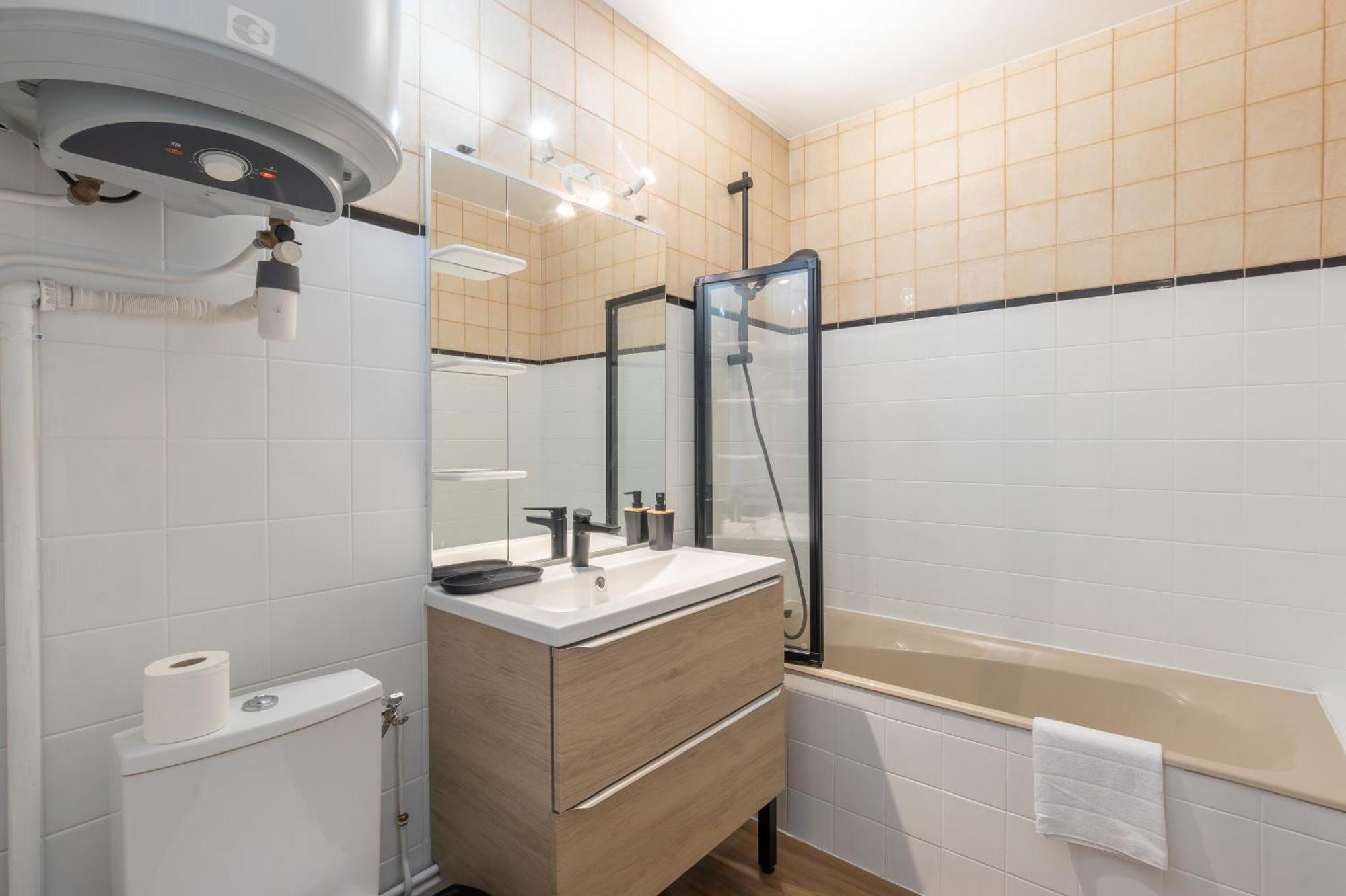 Cabana & L' Ideal - Gare, Lac Et Parking Public 5 Min Annecy Ngoại thất bức ảnh